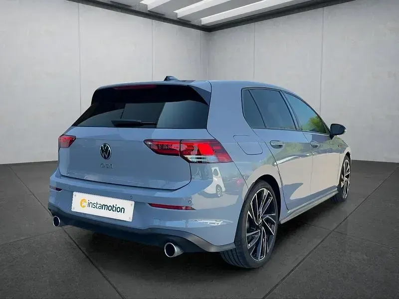 Gebraucht VW Golf VIII GTI 265 PS (194 kW) 2024 Grau Kleinwagen