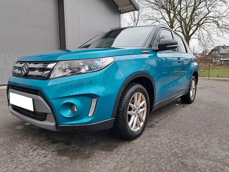 Gebraucht Suzuki Vitara Comfort+ 120 PS (88 kW) 2017 Blau SUV