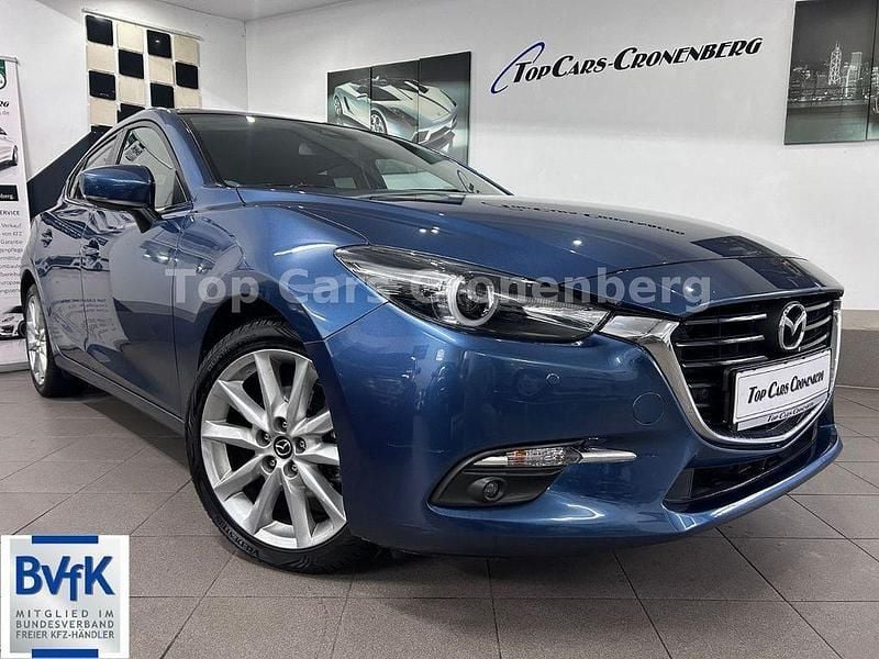Blau Gebraucht 2018 Mazda 3 Sports-Line Limousine | 15.950 € (Fairer Preis) - Bild 1/4