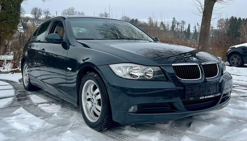 Gebraucht BMW 318 129 PS (94 kW) 2007 Grün Limousine