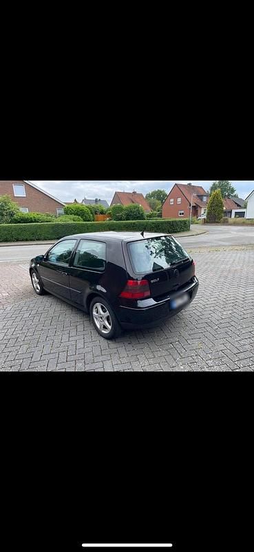 Gebraucht VW Golf IV 101 PS (74 kW) 2001 Schwarz Kleinwagen