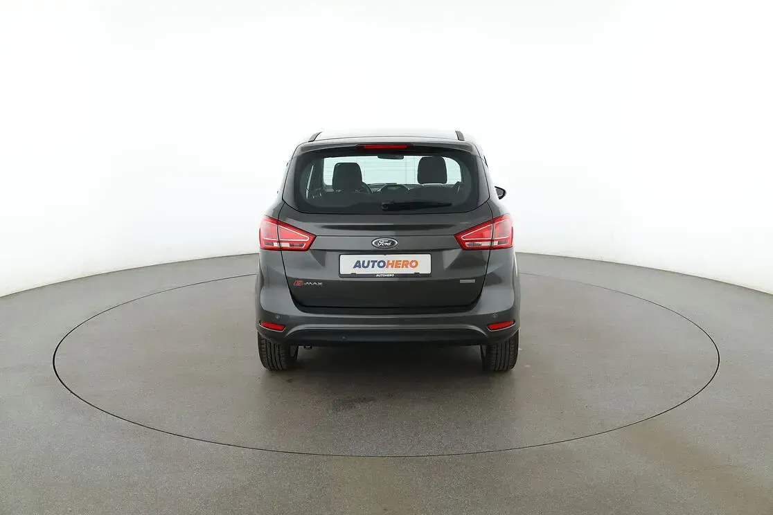 Używany Ford B-MAX Titanium 125 KM (91 kW) 2016 Srebrny Minivan