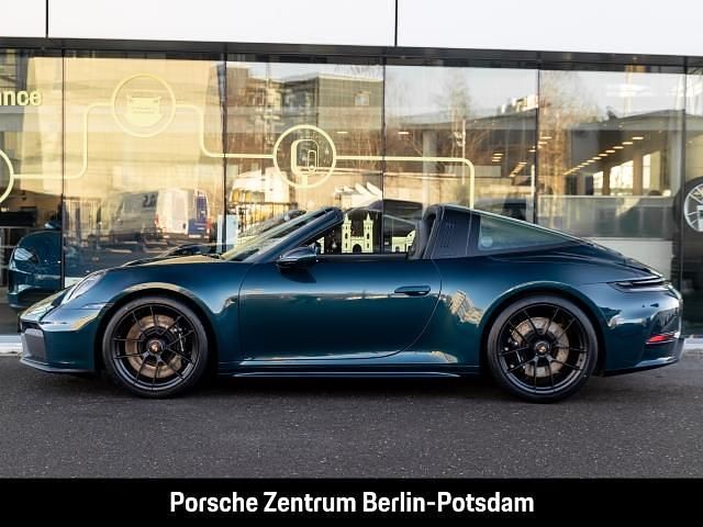 Neu Porsche 992 541 PS (397 kW) 2025 Gruen Coupé