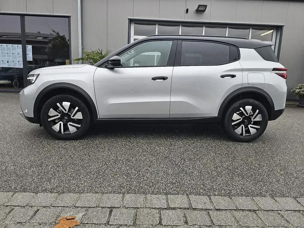Neu Opel Frontera 110 PS (80 kW) 2025 Silber SUV