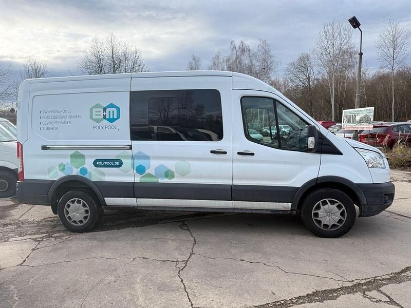 Gebraucht Ford Transit Trend 170 PS (125 kW) 2018 Weiß Van / Kleinbus