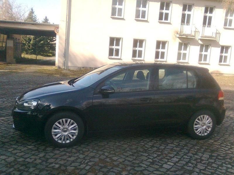 Gebraucht VW Golf VI 80 PS (58 kW) 2010 Schwarz Kleinwagen