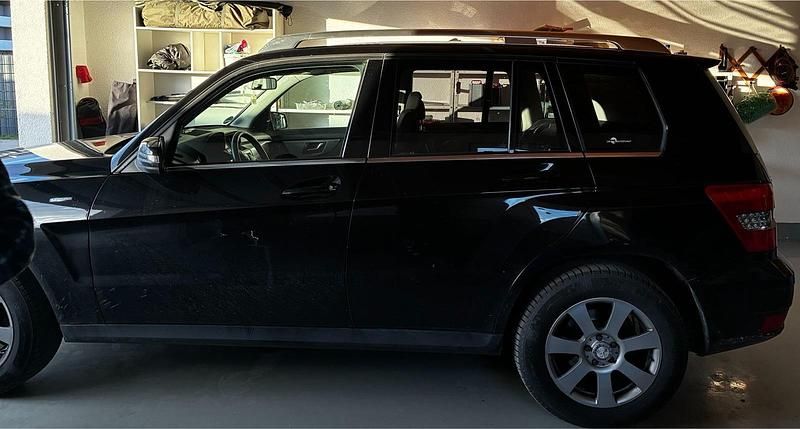 Gebraucht Mercedes GLK220 173 PS (127 kW) 2012 Schwarz SUV