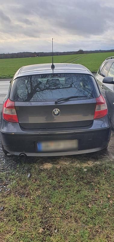 Gebraucht BMW 116 116 PS (85 kW) 2004 Grau Kleinwagen