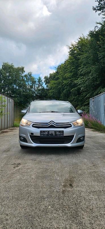 Silber Gebraucht 2011 Citroën C4 Kleinwagen | 3.000 € (Teuer) - Bild 1/4