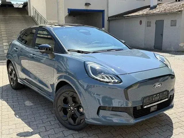 Neu Ford Puma Gen-E 124 kW (169 PS) 2026 Blau SUV