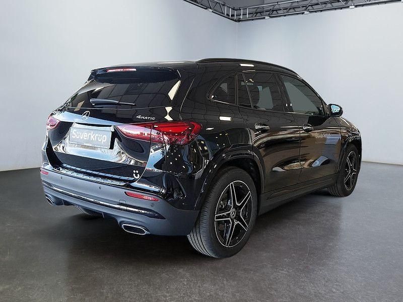 Gebraucht Mercedes GLA200 AMG 150 PS (110 kW) 2026 Schwarz SUV