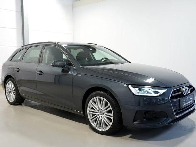 Gebraucht Audi A4 Basis 136 PS (100 kW) 2022 Grau Kombi