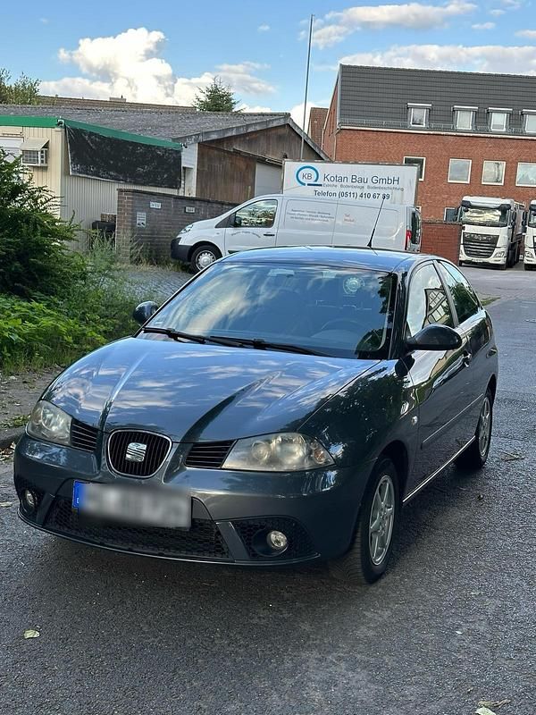 Grau Gebraucht 2007 Seat Ibiza Kleinwagen | 1.000 € (Fairer Preis) - Bild 1/4