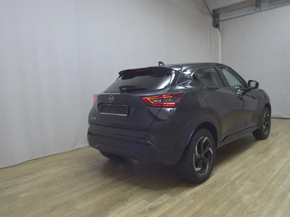 Gebraucht Nissan Juke N-Connecta 114 PS (83 kW) 2024 Schwarz SUV