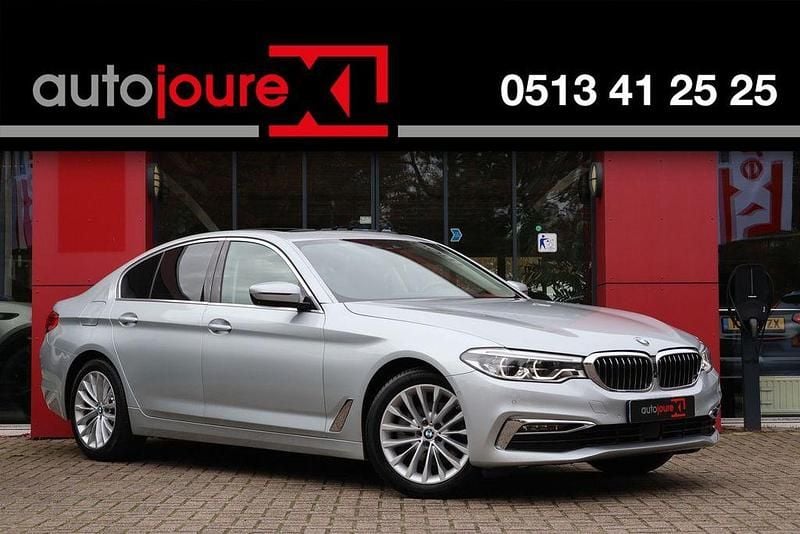 Grau Gebraucht 2019 BMW 520 Executive Limousine | 26.999 € (Fairer Preis) - Bild 1/4