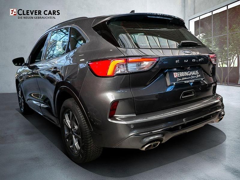 Gebraucht Ford Kuga ST-Line 224 PS (164 kW) 2022 Grau SUV