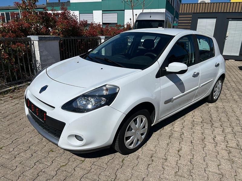 Gebraucht Renault Clio III Dynamique 75 PS (55 kW) 2009 Weiß Kleinwagen