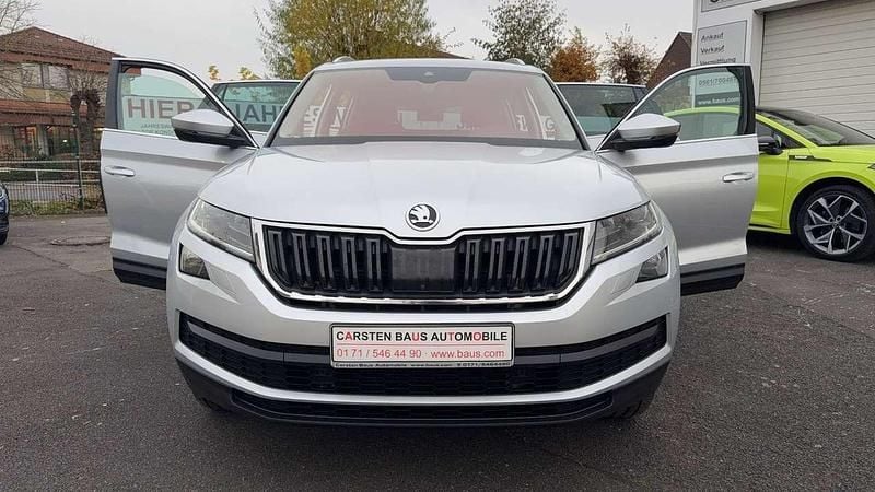 Stribrna brilliant/ brilliants Gebraucht 2017 Skoda Kodiaq Style SUV | 21.990 € (Guter Preis) - Bild 1/4