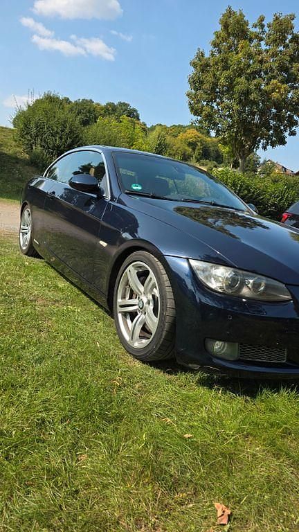 Blau Gebraucht 2009 BMW 335 Cabriolet Sport Line Cabrio | 11.500 € (Superpreis) - Bild 1/4