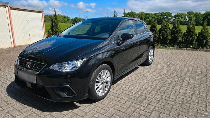 Schwarz Gebraucht 2018 Seat Ibiza Style Kleinwagen | 9.400 € (Superpreis) - Bild 1/4