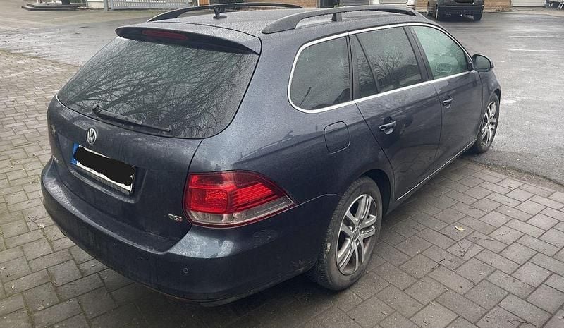 Gebraucht VW Golf VI Comfortline 122 PS (89 kW) 2009 Blau Kleinwagen