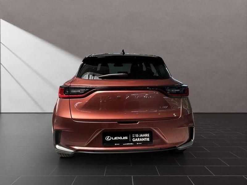 Gebraucht Lexus LBX 136 PS (100 kW) 2025 Sonic copper (4y5)/ black (202) (metallic) SUV