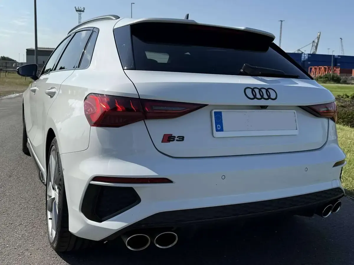 Gebraucht Audi S3 Design 310 PS (228 kW) 2021 Weiß Limousine