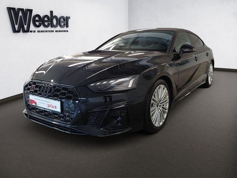 Gebraucht Audi S5 Sportback Sport 341 PS (250 kW) 2024 Mythosschwarz (metallic) Kleinwagen
