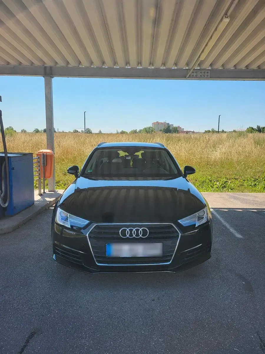 Gebraucht Audi A4 150 PS (110 kW) 2016 Schwarz Kombi