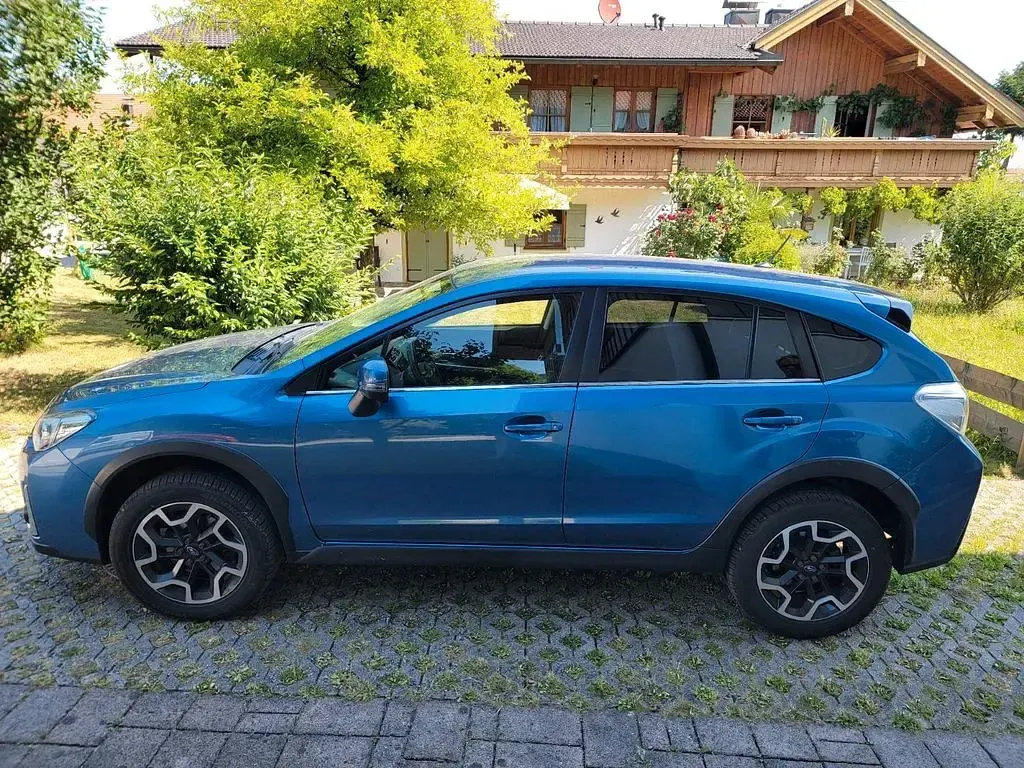 Gebraucht Subaru XV Comfort 147 PS (108 kW) 2016 Blau SUV