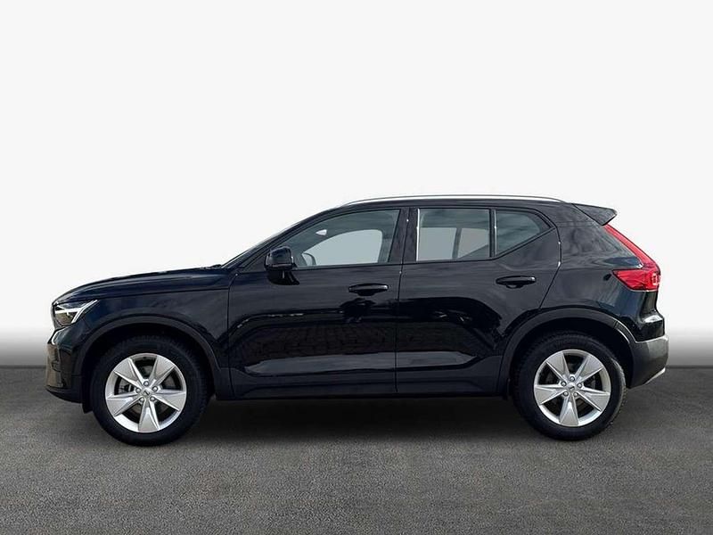 Gebraucht Volvo XC40 Core 163 PS (119 kW) 2024 Onyx black metallic SUV