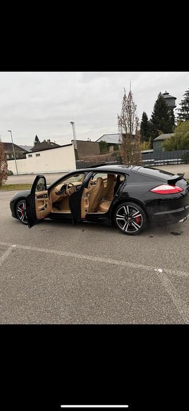 Gebraucht Porsche Panamera Turbo 500 PS (367 kW) 2011 Schwarz Limousine