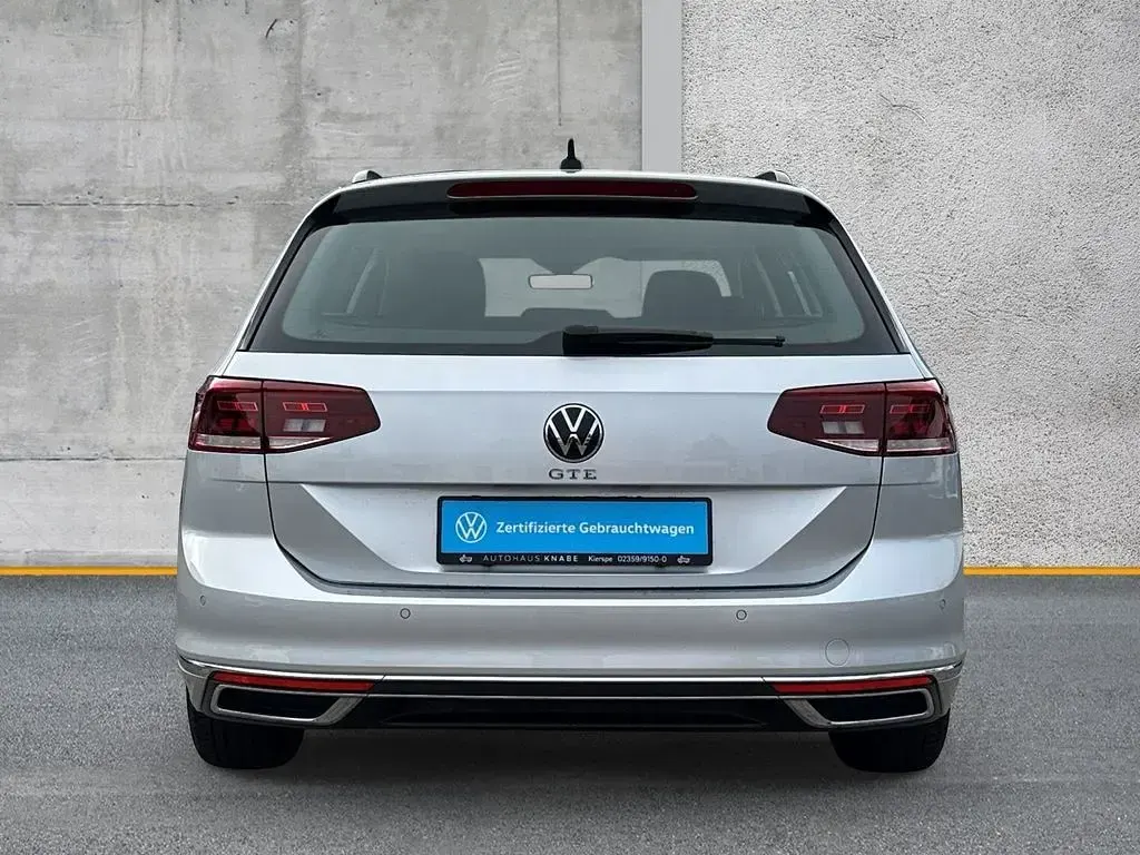 Gebraucht VW Passat GTE 218 PS (160 kW) 2021 Silber Kombi