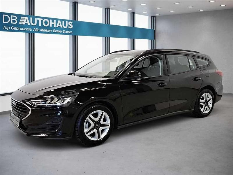 Schwarz Gebraucht 2022 Ford Focus Cool & Connect Kombi | 15.780 € (Superpreis) - Bild 1/4