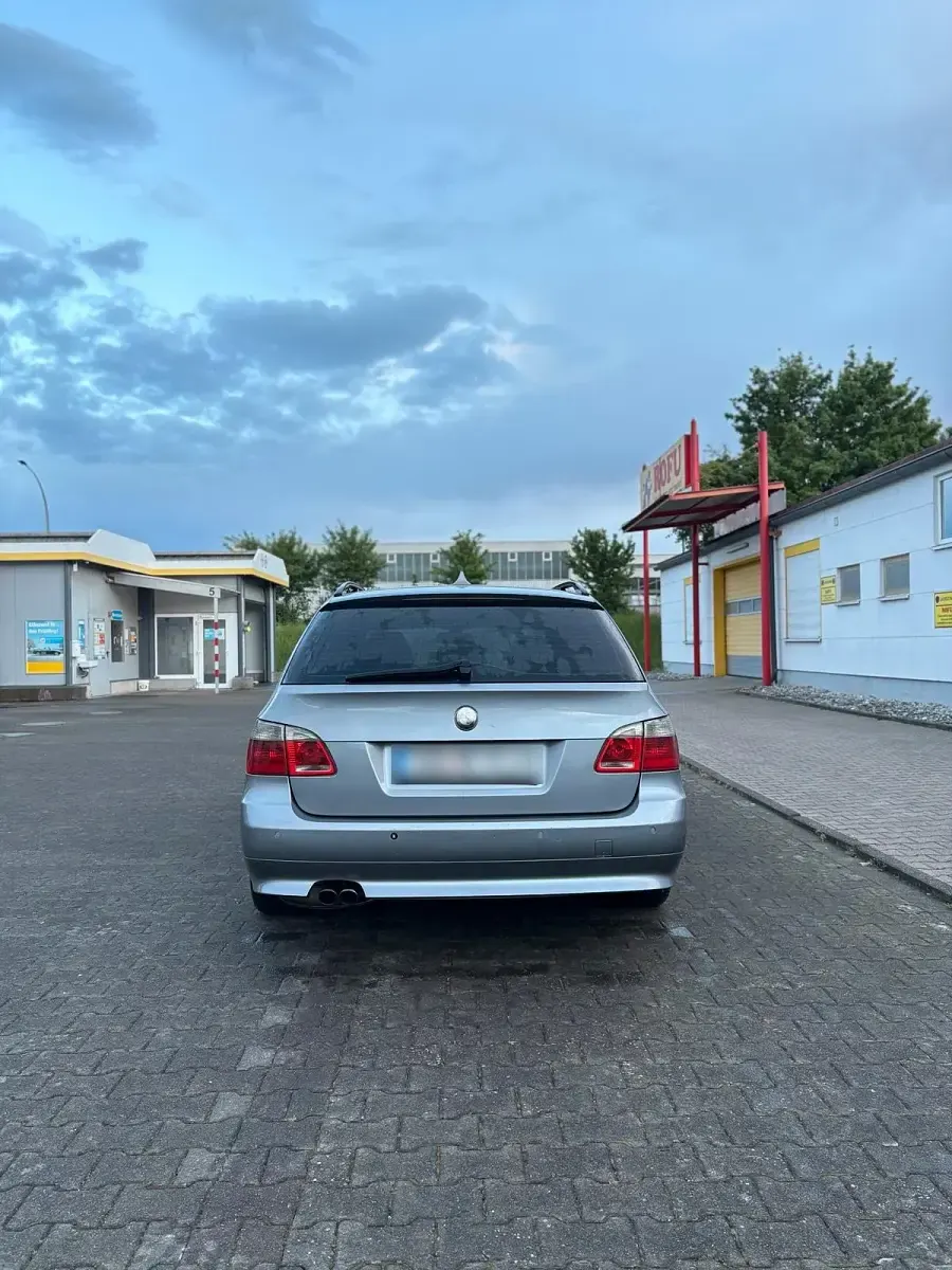 Gebraucht BMW 525 177 PS (130 kW) 2004 Kombi