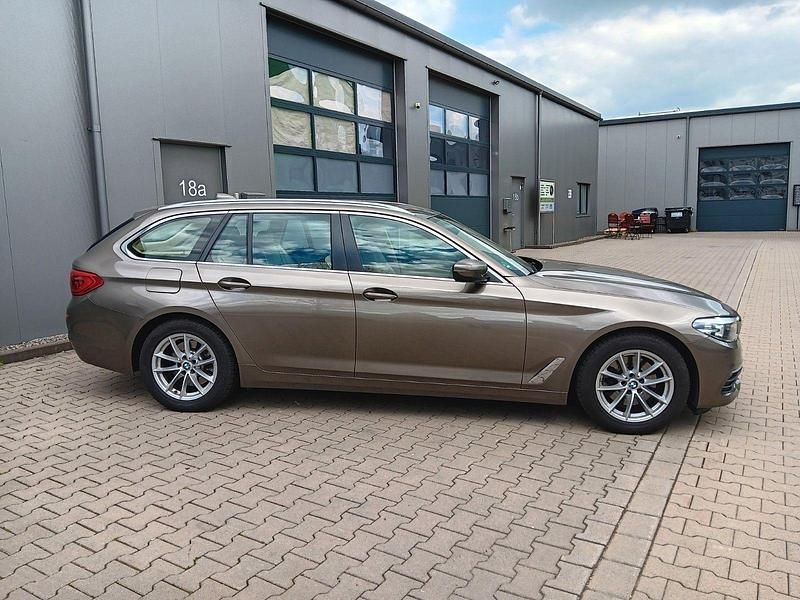 Second-hand BMW 520 190 CP (139 kW) 2017 Gri Break