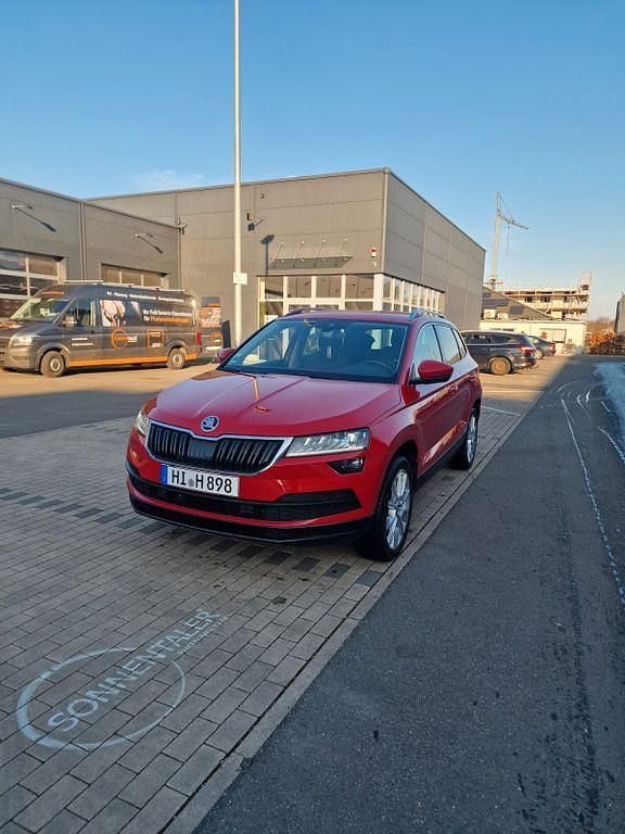 Gebraucht Skoda Karoq Style 150 PS (110 kW) 2019 Rot SUV