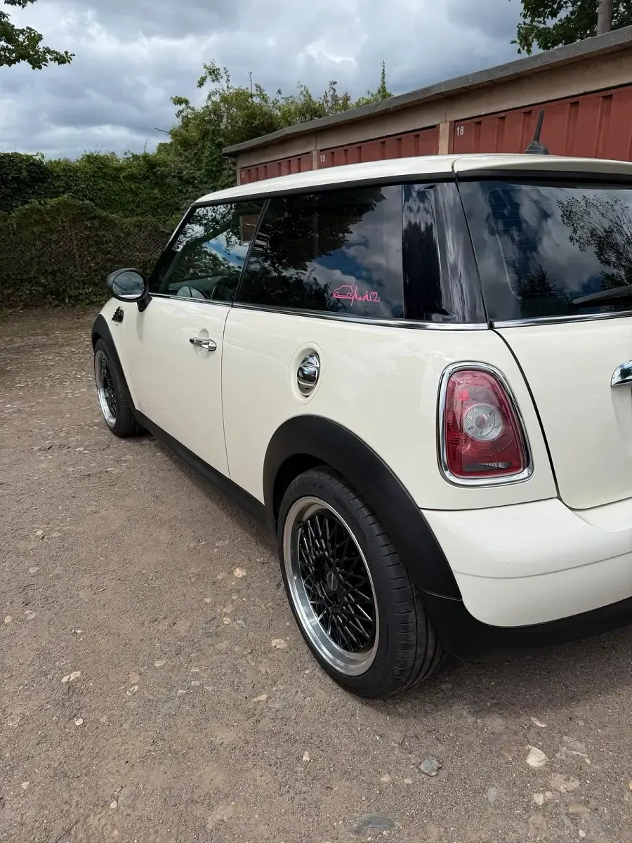 Gebraucht Mini ONE 95 PS (69 kW) 2009 Andere farben Kleinwagen