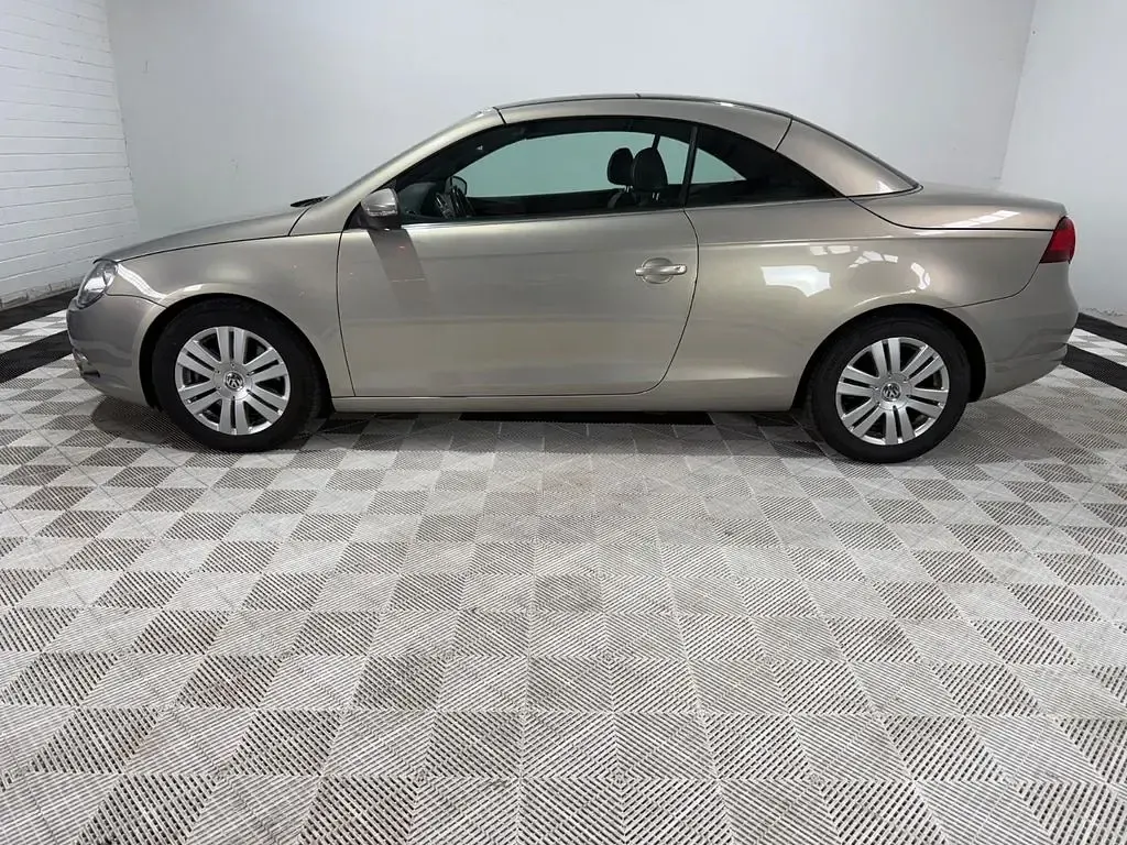Gebraucht VW Eos Edition 160 PS (117 kW) 2009 Grau Cabrio