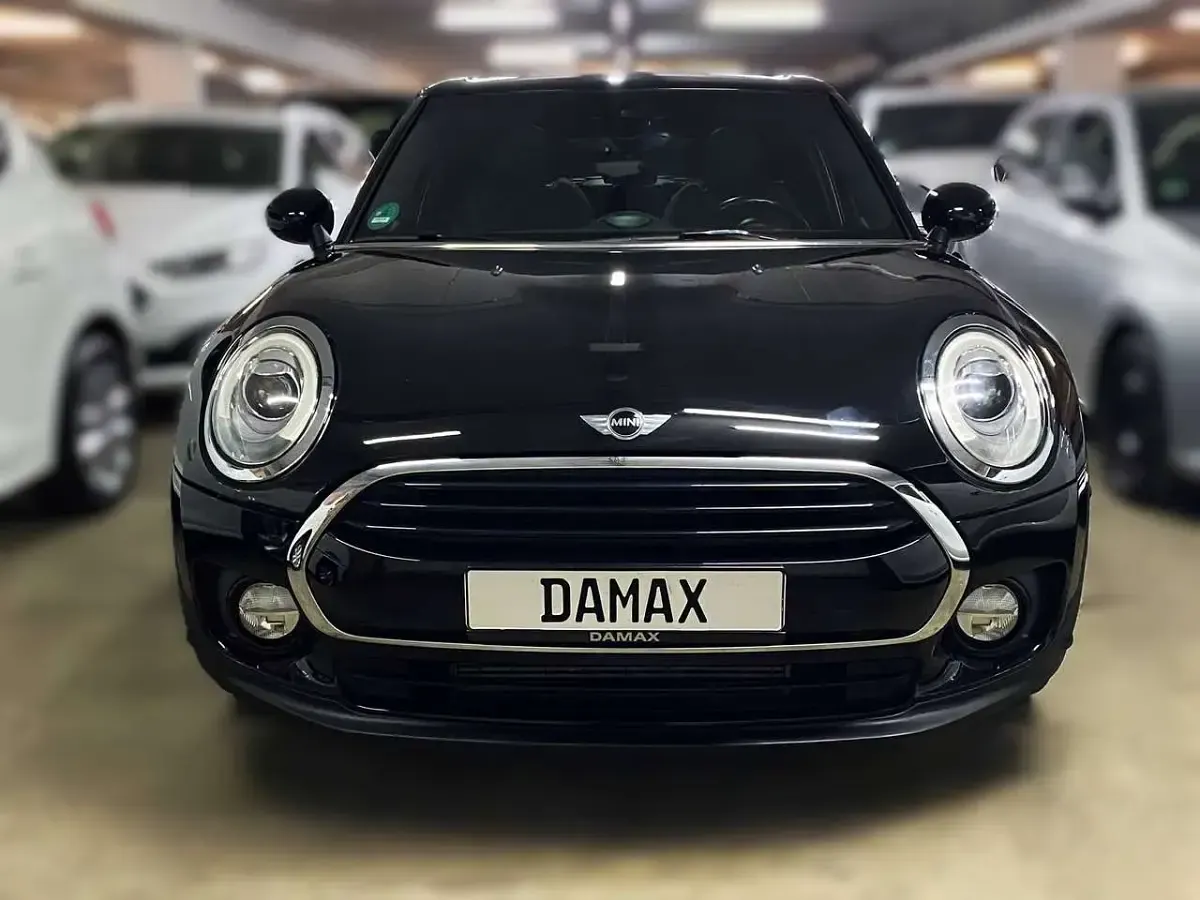 Gebraucht Mini Cooper Clubman Chili 136 PS (100 kW) 2017 Midnight black metallic Kombi