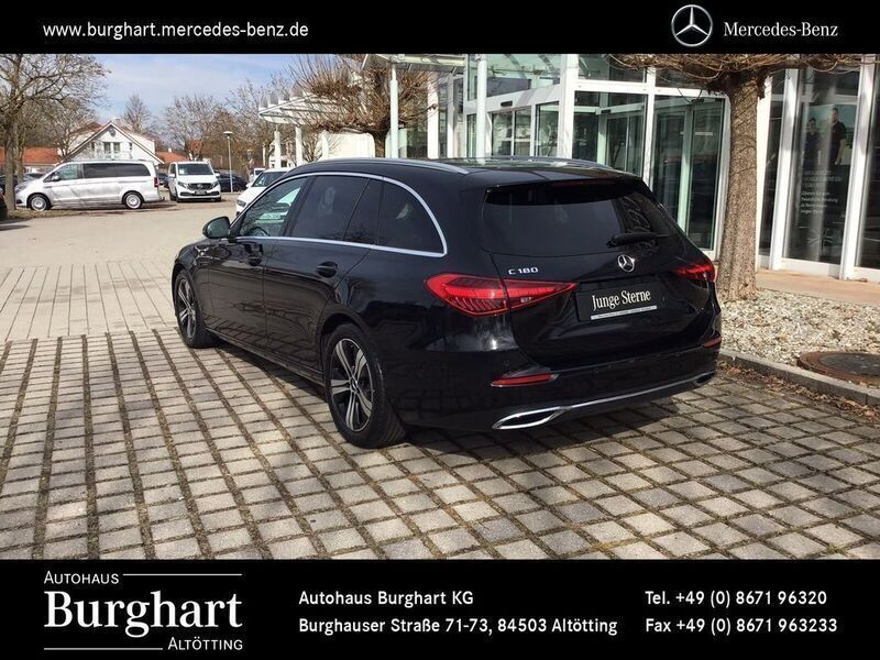 Second-hand Mercedes C180 Advanced Plus 170 CP (125 kW) 2023 Negru Break