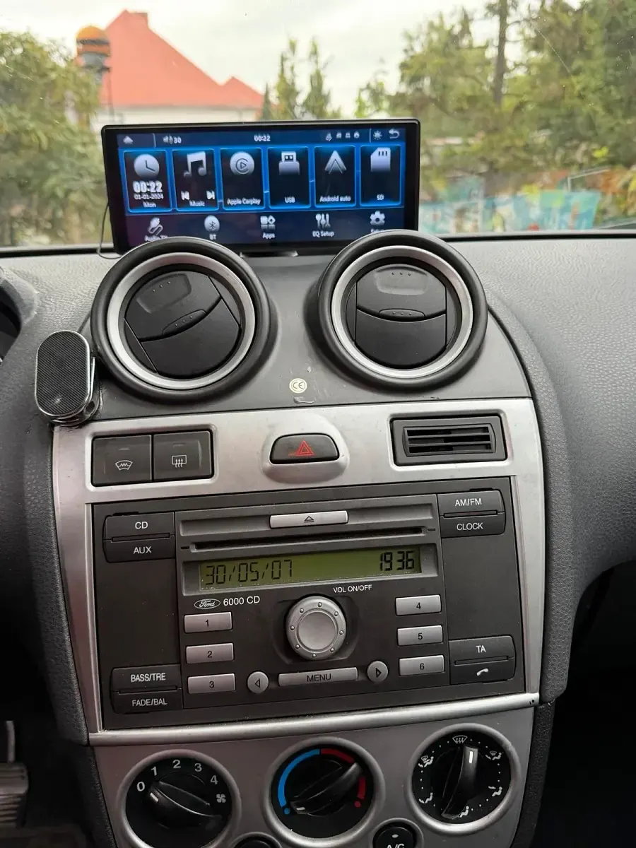 Gebraucht Ford Fiesta 71 PS (52 kW) 2007 Grau Kleinwagen