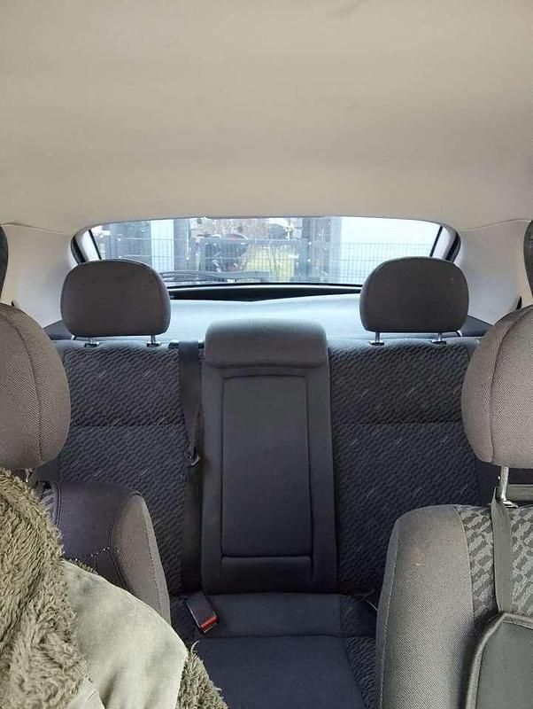 Gebraucht Opel Astra Comfort 101 PS (74 kW) 2001 Limousine