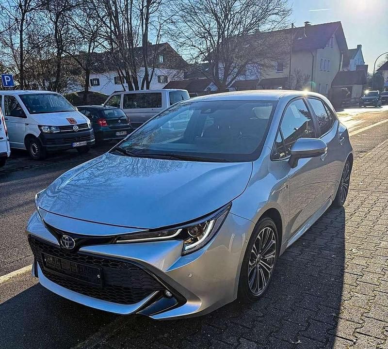 Gebraucht Toyota Corolla Hybrid Team 122 PS (89 kW) 2020 Grau Kleinwagen