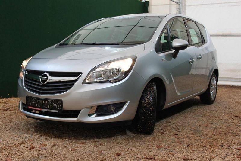 Gebraucht Opel Meriva 120 PS (88 kW) 2016 Argon silber/ice silver (m2) Van / Kleinbus