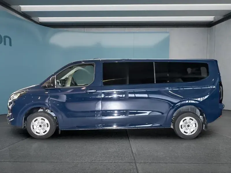 Gebraucht Ford Transit Custom 136 PS (100 kW) 2024 Blau Van / Kleinbus