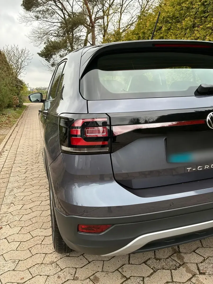 Używany VW T-Cross 95 KM (69 kW) 2023 Szary SUV