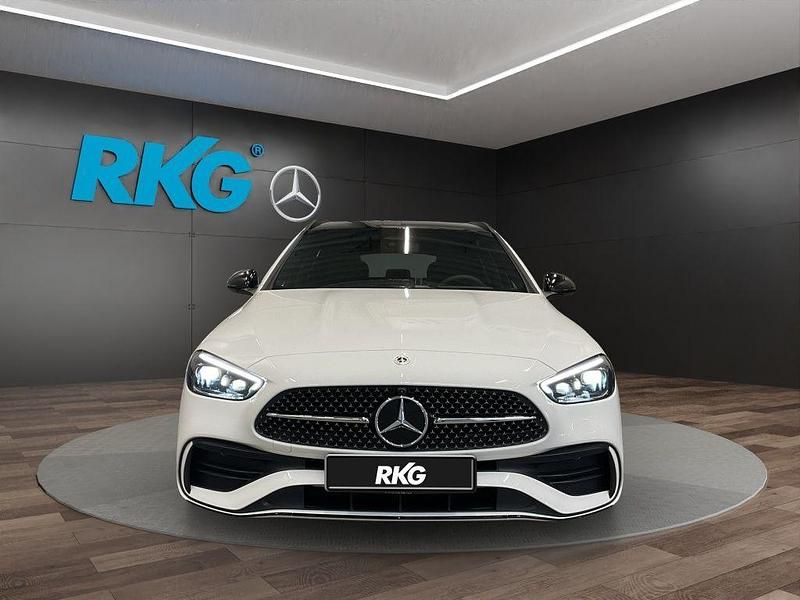 Gebraucht Mercedes C300 AMG 265 PS (194 kW) 2026 Weiß Limousine
