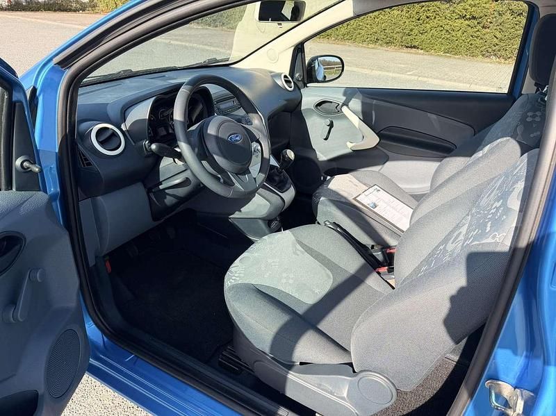 Gebraucht Ford Ka Ambiente 69 PS (50 kW) 2013 Diveblau Kleinwagen
