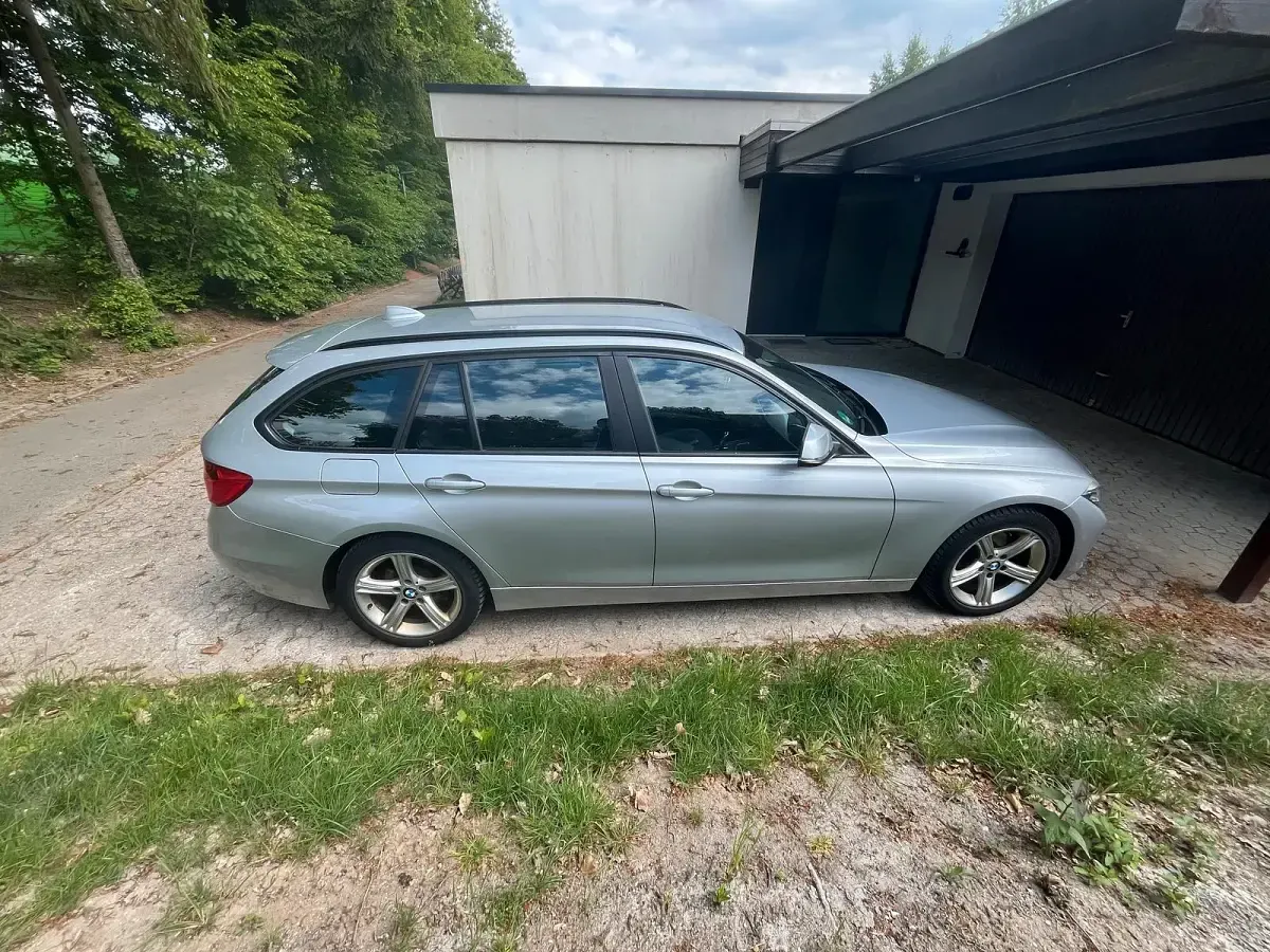 Gebraucht BMW 320 Comfort Edition 184 PS (135 kW) 2013 Silber Kombi